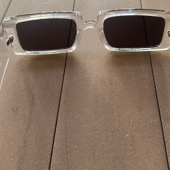 Clear Rectangle Fashion Sunglasses - Picture 4 of 5